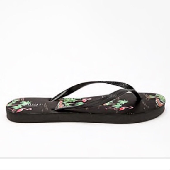 Forever 21 Flamingo & Palm Tree Flip Flops🌴 - Picture 3 of 8